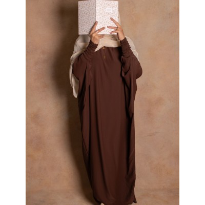 Abaya couleur marron foncé manches serrées en soie de medine